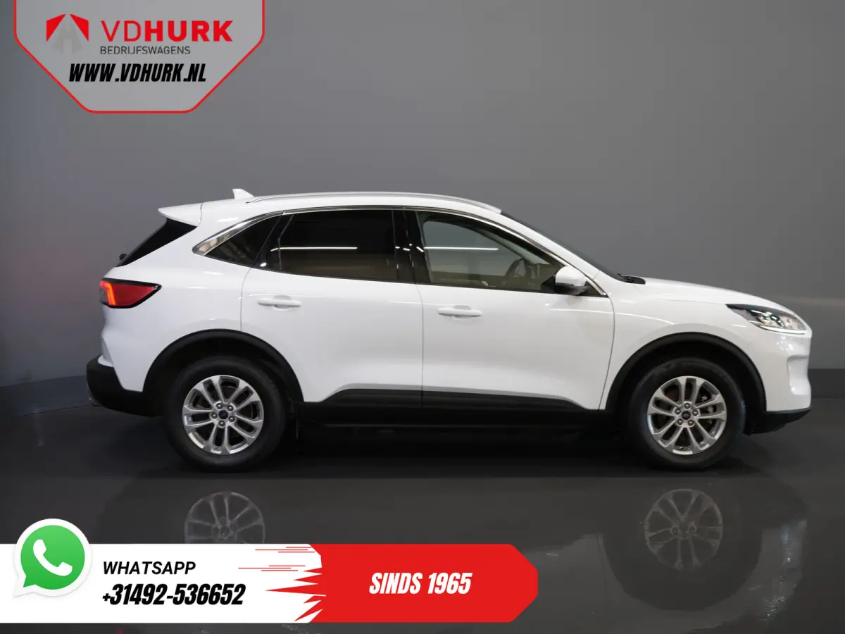 2.5 PHEV 225 pk Titanium Stoelverw./ Stuurverw./ Navi/ Carplay/ Camera/ PDC/ Climate