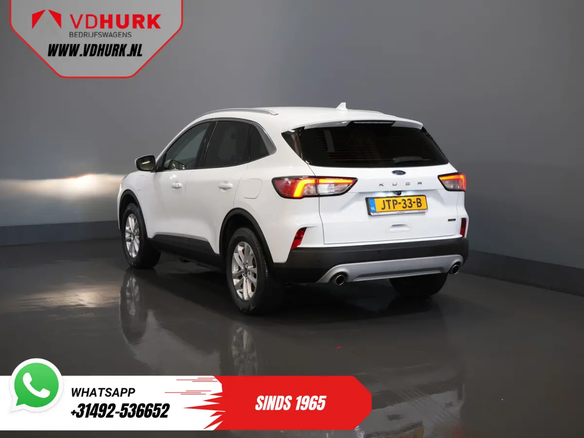 2.5 PHEV 225 pk Titanium Stoelverw./ Stuurverw./ Navi/ Carplay/ Camera/ PDC/ Climate
