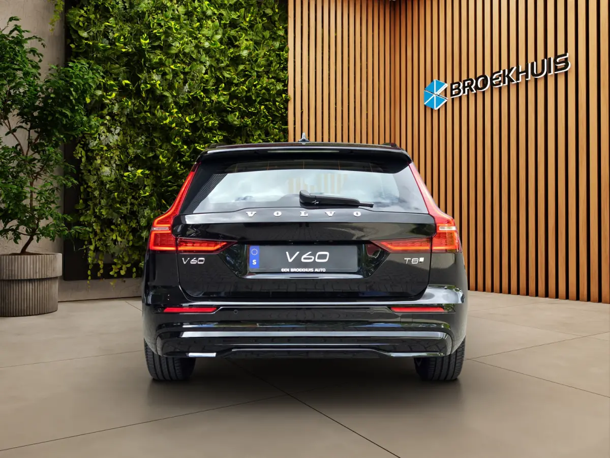 2.0 T8 Plug-in hybrid AWD Ultra Dark Polestar Engineered Optimisation | Harman/Kardon | 360 Cam | Pano | HUD | Pilot Assist