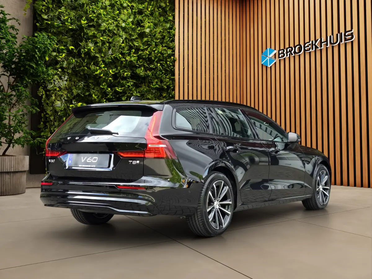 2.0 T8 Plug-in hybrid AWD Ultra Dark Polestar Engineered Optimisation | Harman/Kardon | 360 Cam | Pano | HUD | Pilot Assist