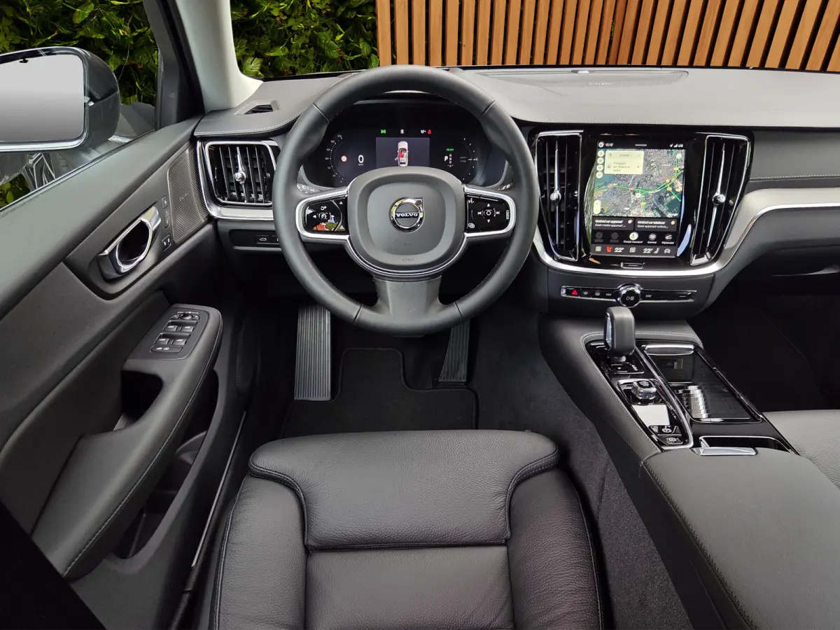 2.0 T8 Plug-in hybrid AWD Ultra Dark Polestar Engineered Optimisation | Harman/Kardon | 360 Cam | Pano | HUD | Pilot Assist