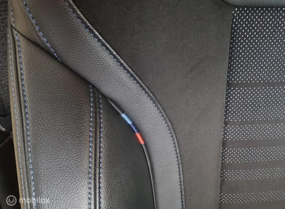 420i High Executive M-Sport HUD