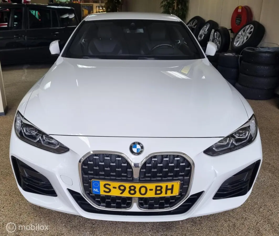 420i High Executive M-Sport HUD