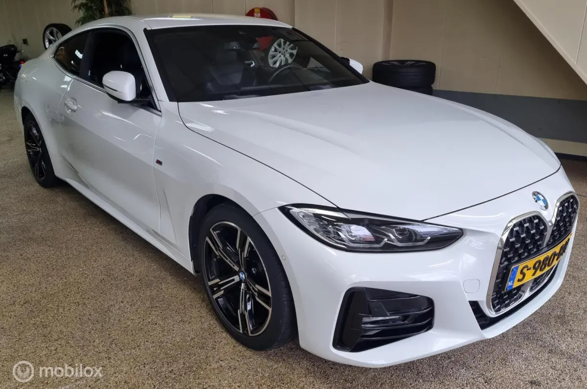 420i High Executive M-Sport HUD