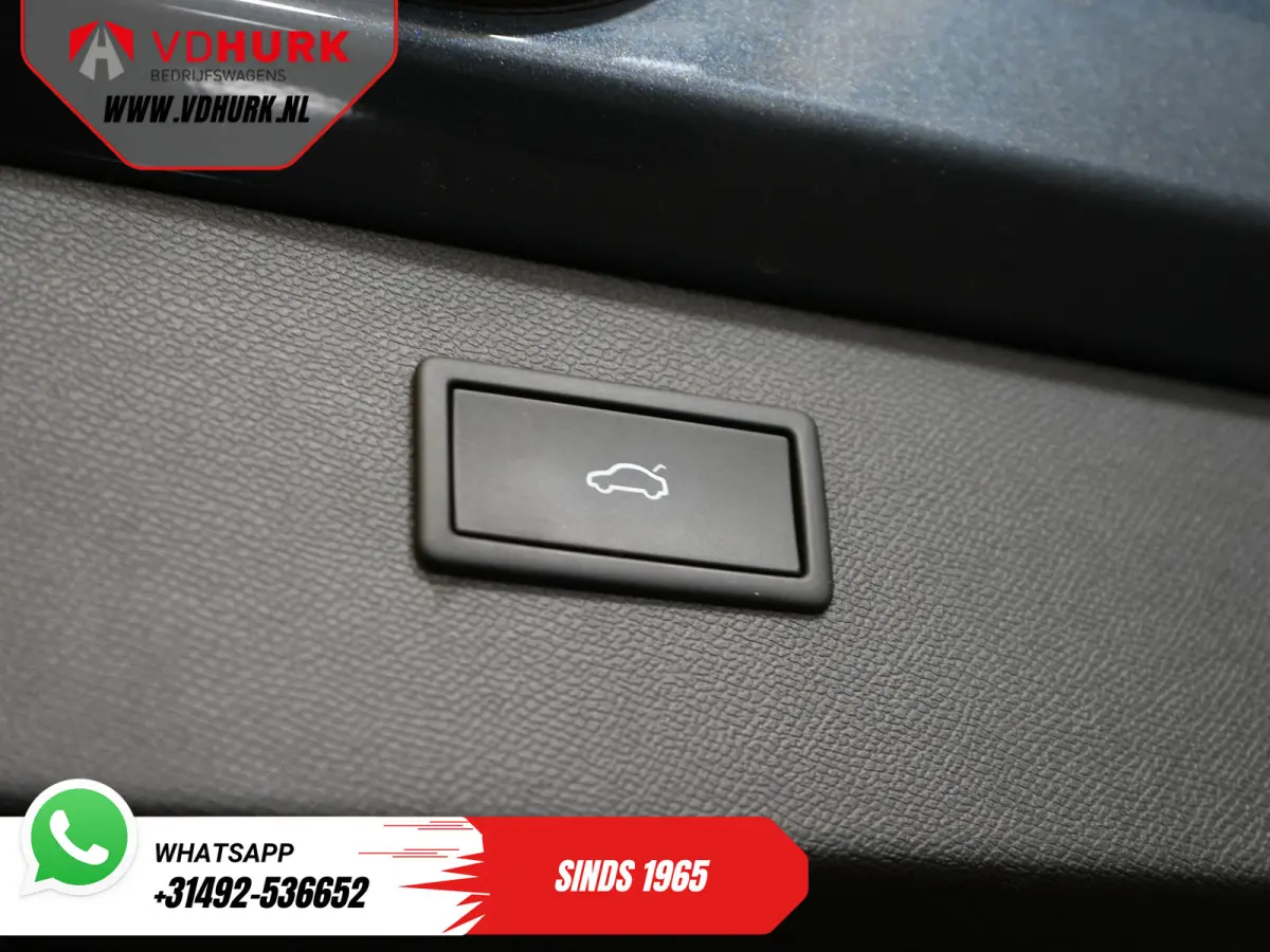 1.4 e-Hybrid 245 pk Copper Edition Pano/ Elek.Trekhaak/ Elek.Klep/ Memory/ Matrix/ Adapt. Cruise/ Carplay/ Camera/ Stoelverw./ Stuurverw./ 19" LMV