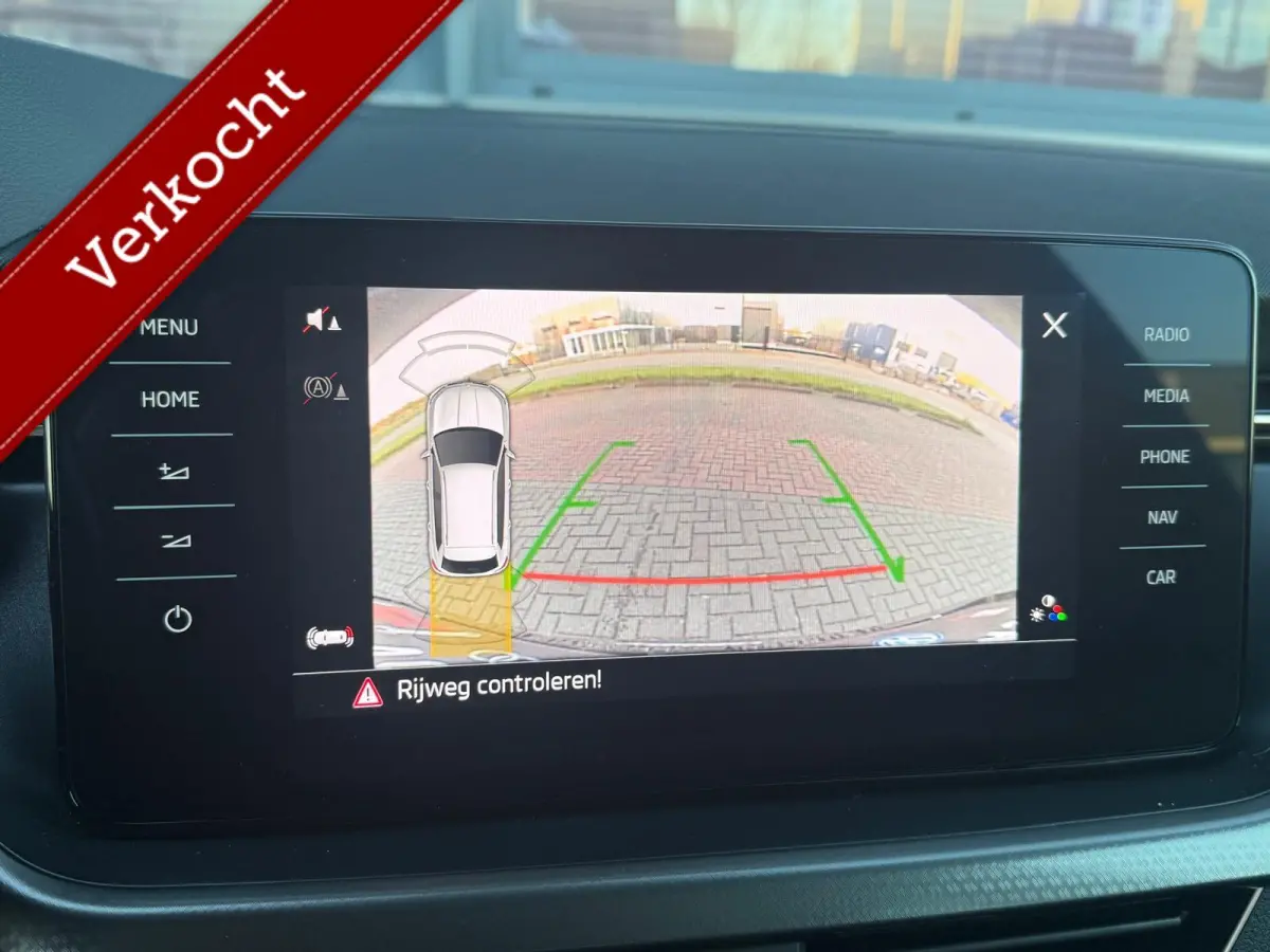 1.0 TSI Sport Busines/Digital dashboard/Navi/Camera/Automaat