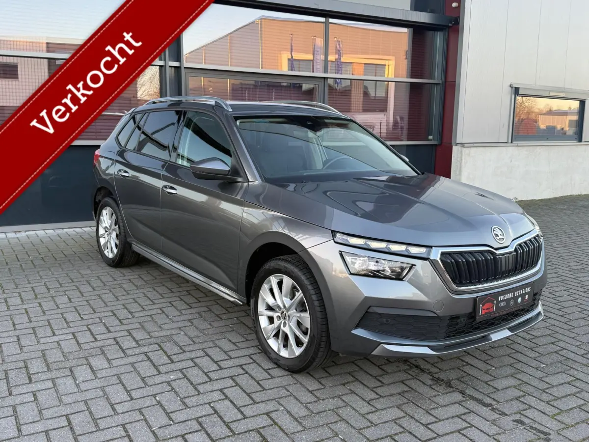 1.0 TSI Sport Busines/Digital dashboard/Navi/Camera/Automaat