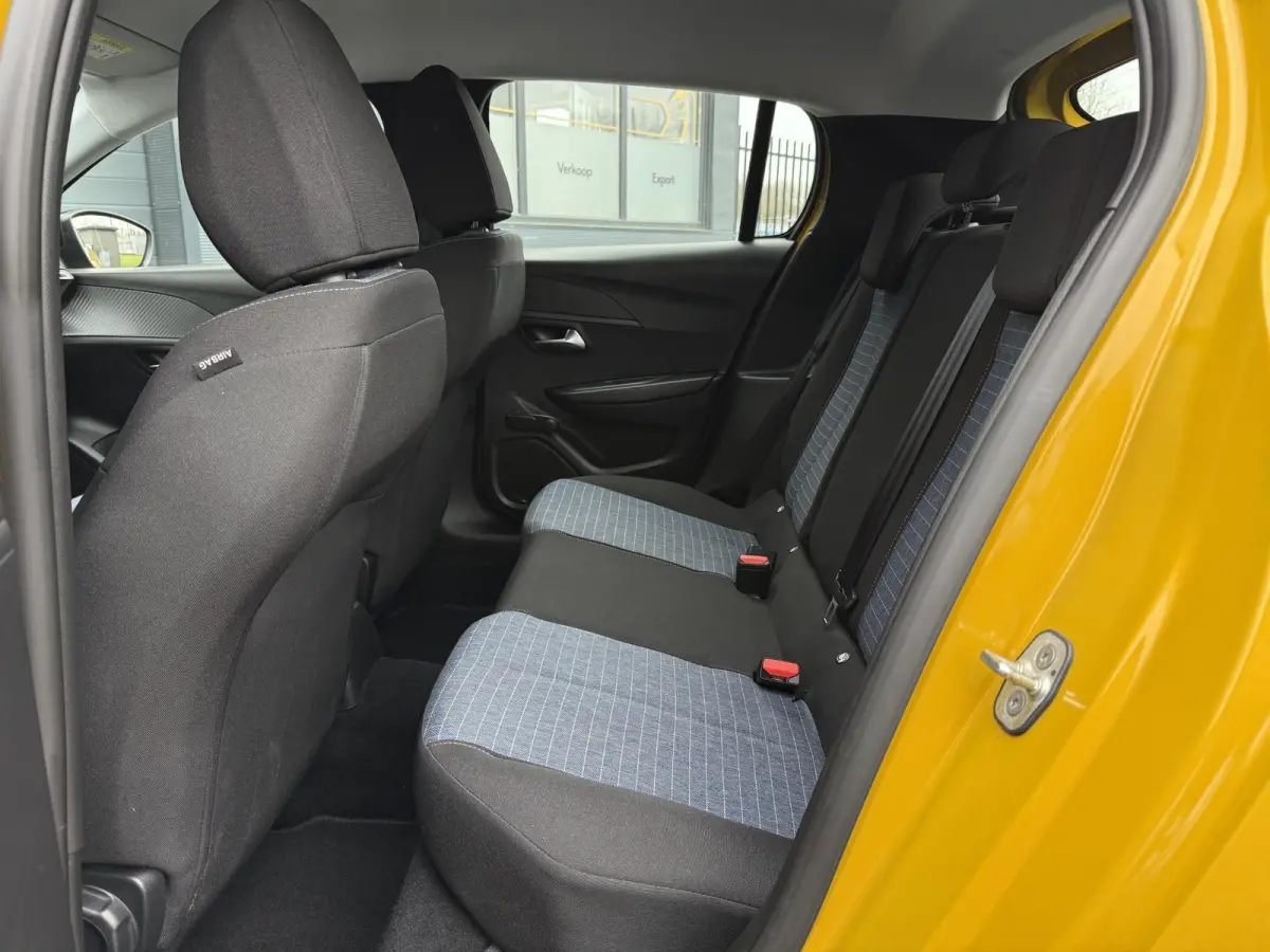 1.2 PureTech Like 1e Eigenaar,Apple Carplay/Android Auto,Camera,Navi,Clima,Cruise,Weinig Km,Zeer Zuinig,Apk tot 07-2027