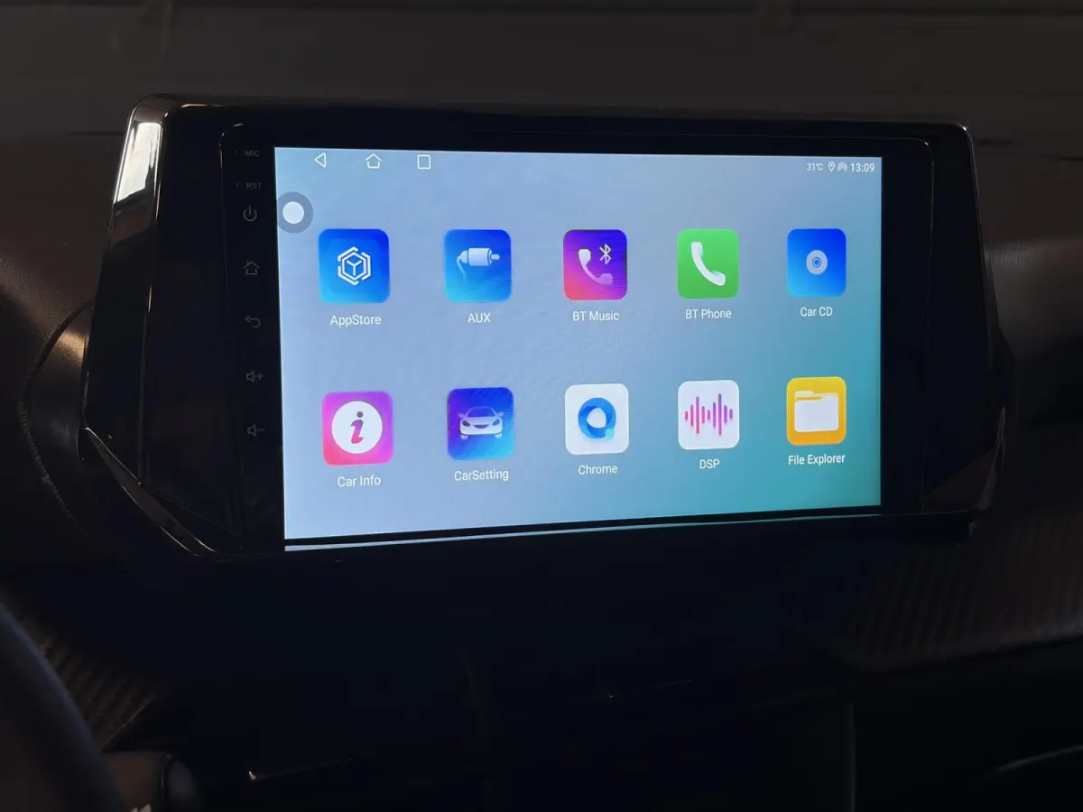 1.2 PureTech Like 1e Eigenaar,Apple Carplay/Android Auto,Camera,Navi,Clima,Cruise,Weinig Km,Zeer Zuinig,Apk tot 07-2027