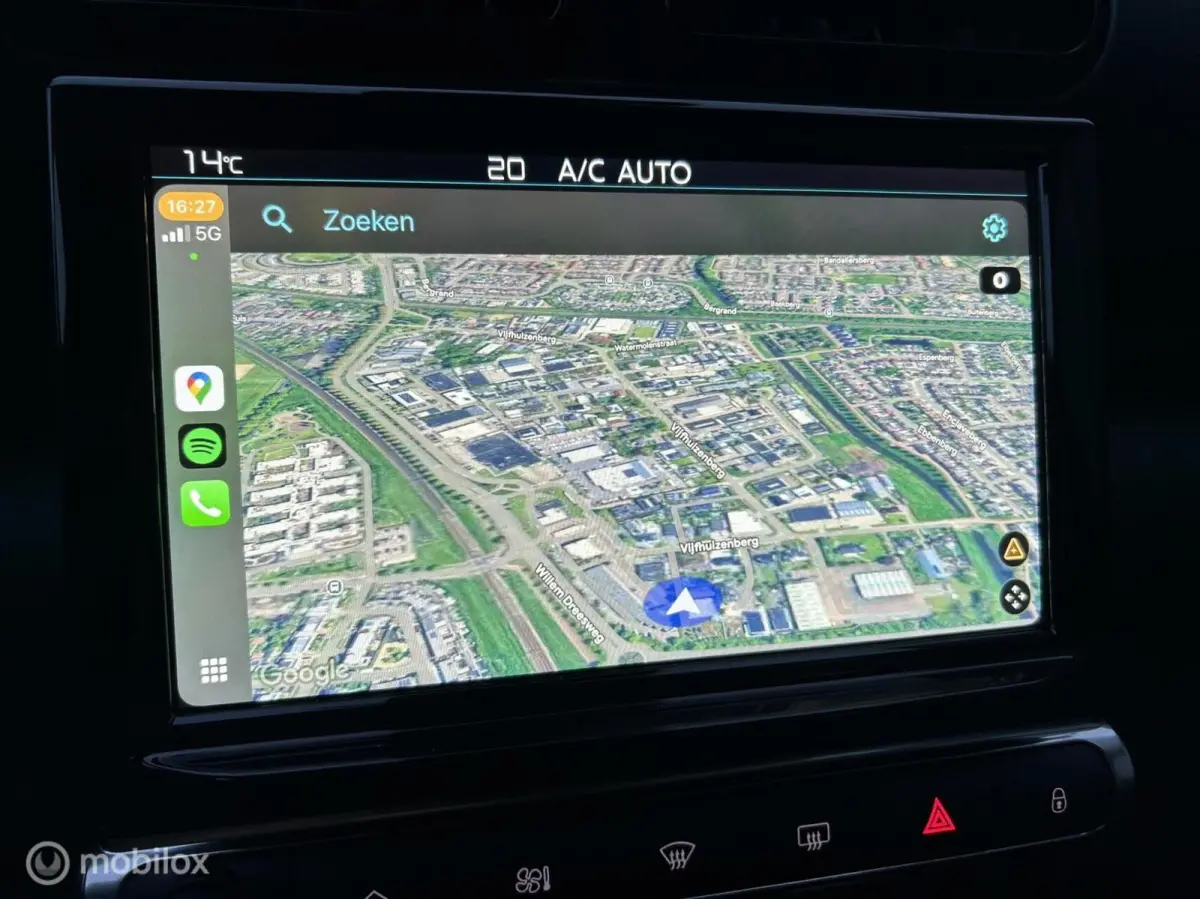 1.2 PureTech Plus 110 PK / FM NAV / 16" / Privacy glass / Carplay