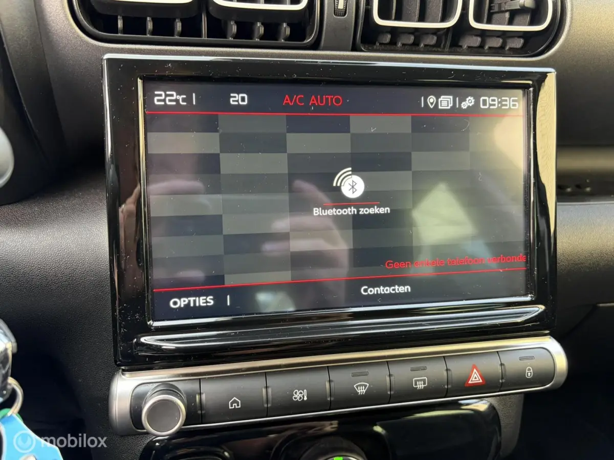 1.2 PureTech Plus 110 PK / FM NAV / 16" / Privacy glass / Carplay