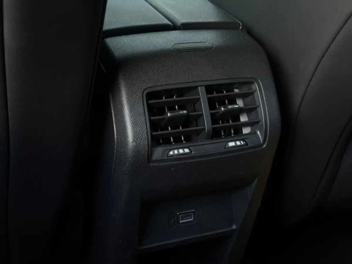 1.6 Turbo PHEV GSe FULL NAVI LEDER LED CLIMATE 360 CAMERA