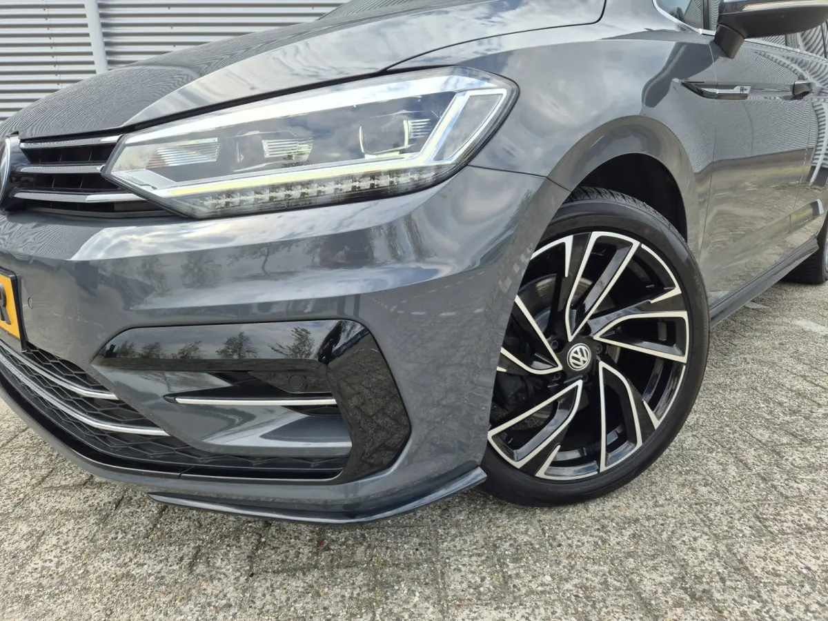 1.5 TSI R-Line Exclusive 7p,afn.Trekhaak,Navigatie,parkeersensoren/Camera,stoelverwarming,