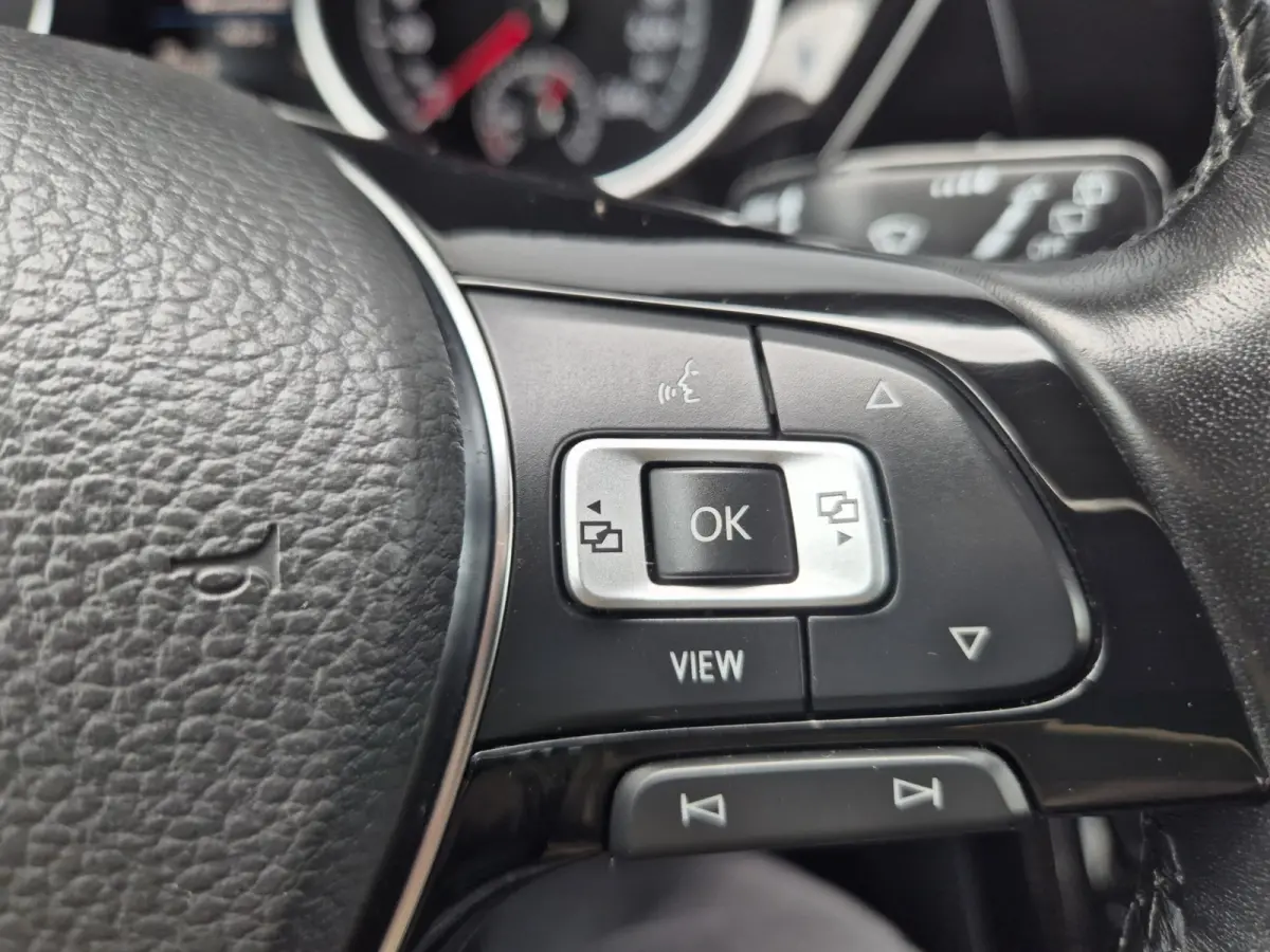 1.5 TSI R-Line Exclusive 7p,afn.Trekhaak,Navigatie,parkeersensoren/Camera,stoelverwarming,