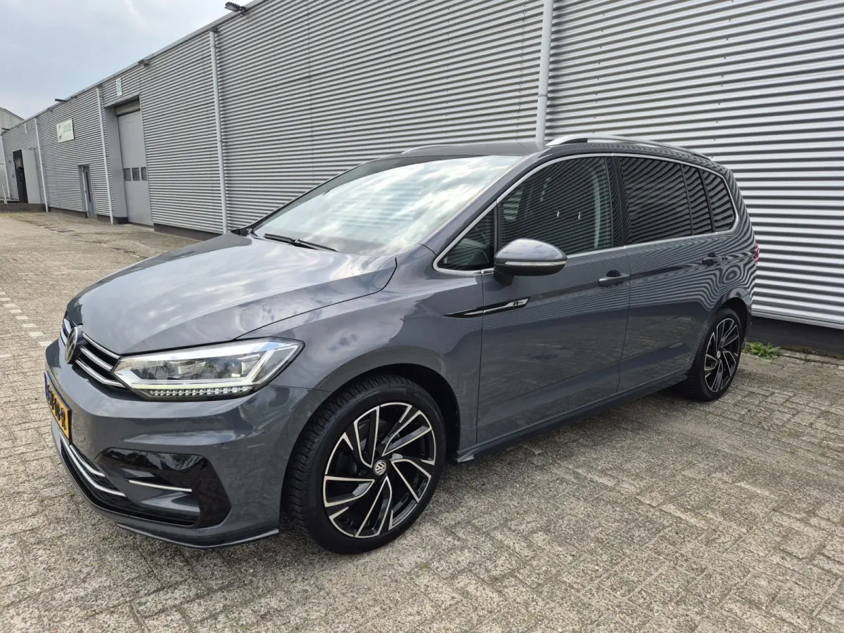 1.5 TSI R-Line Exclusive 7p,afn.Trekhaak,Navigatie,parkeersensoren/Camera,stoelverwarming,