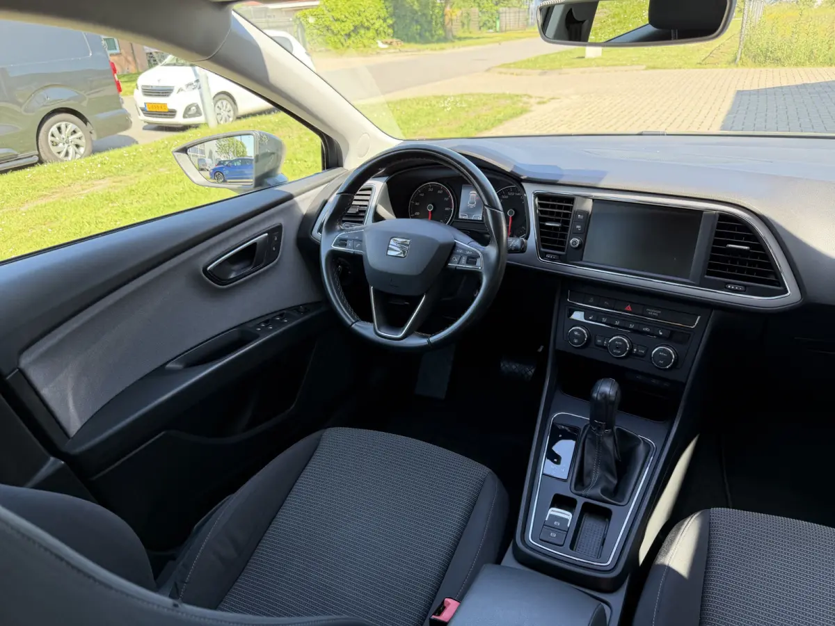 1.0 EcoTSI Style Business Intense AUTOMAAT