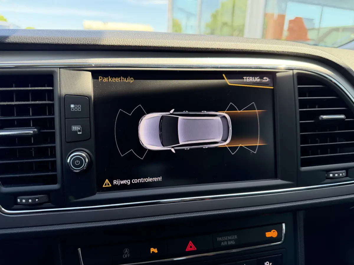 1.0 EcoTSI Style Business Intense AUTOMAAT