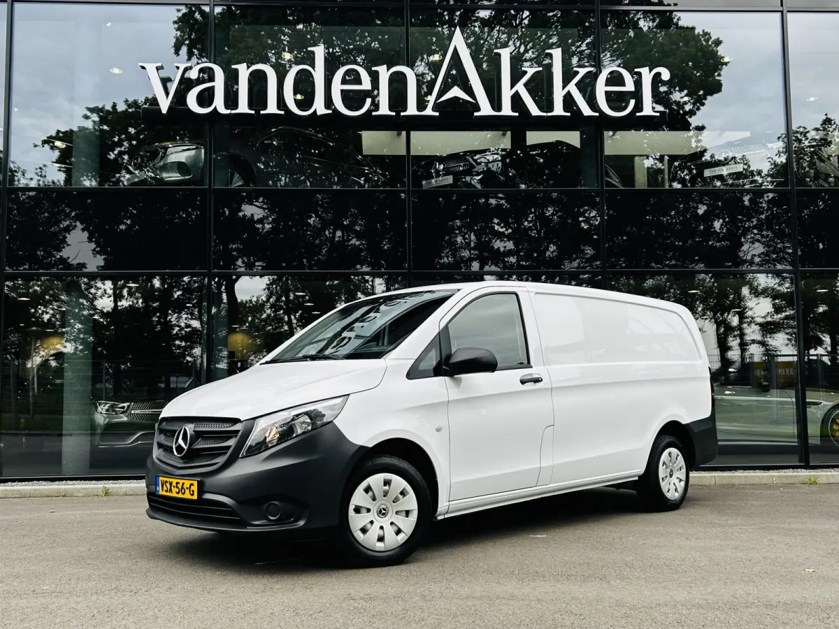 110 CDI L2 Lang RWD // € 398,- p/mnd // Airco // Achterklep // 12 mnd Garantie // 2000kg // Bank // Radio // CV // Betimmering // Wieldoppen