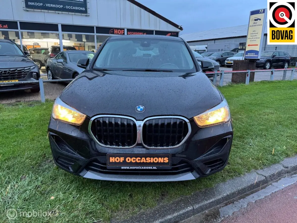 XDrive25e Business Edition Plus NAVI / TREKHAAK