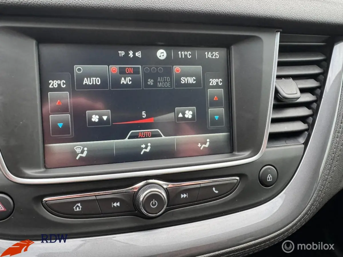 1.6 Turbo Ultimate AUTOMAAT/LEDER/CARPLAY