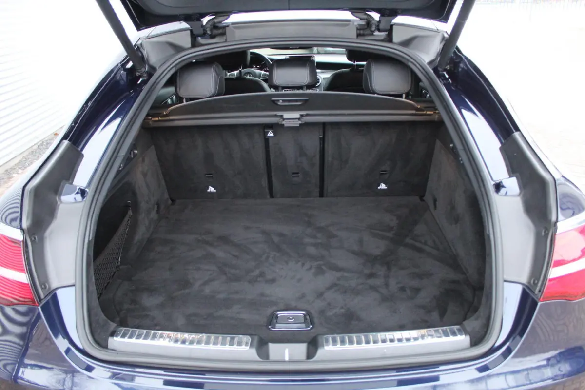 250 4MATIC AMG/PANO/full options!