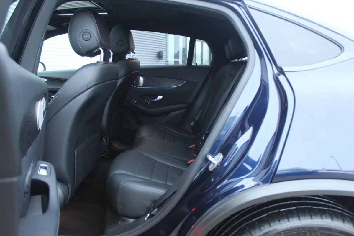 250 4MATIC AMG/PANO/full options!
