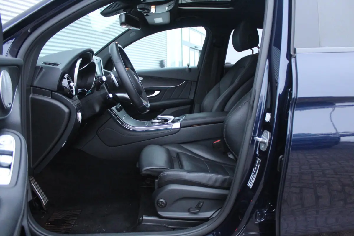 250 4MATIC AMG/PANO/full options!