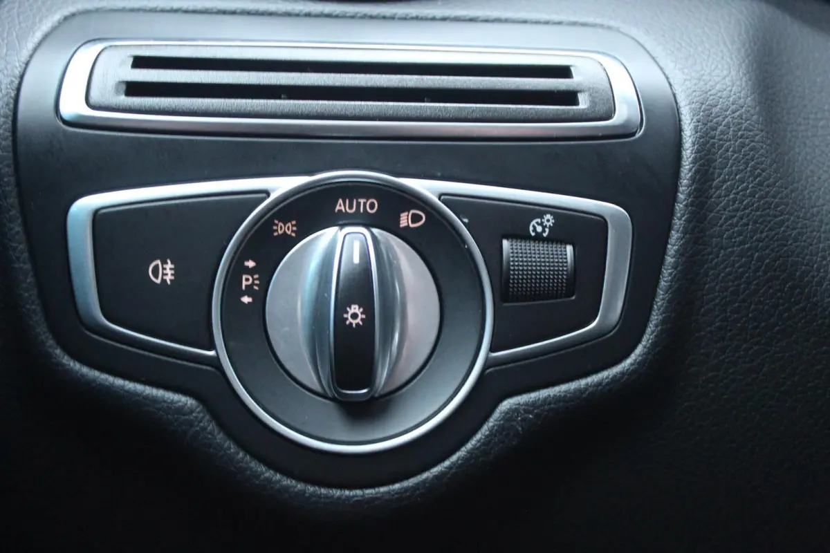 250 4MATIC AMG/PANO/full options!