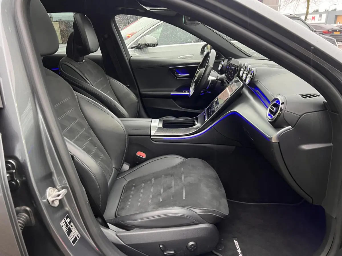 300 AMG Line Pano 360Cam Burmester 19"LMV