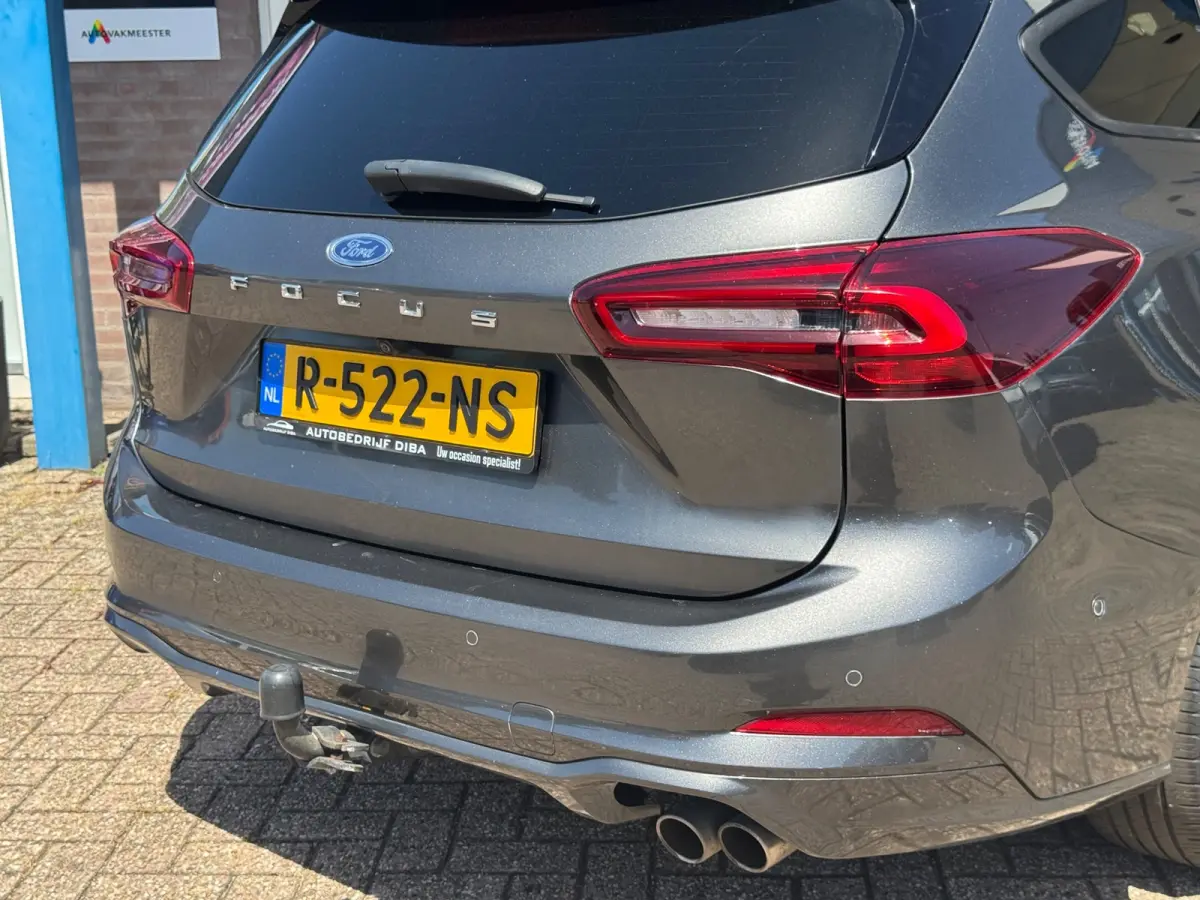 1.0 EcoBoost Hybrid ST Line 2022 NAVI BTW!