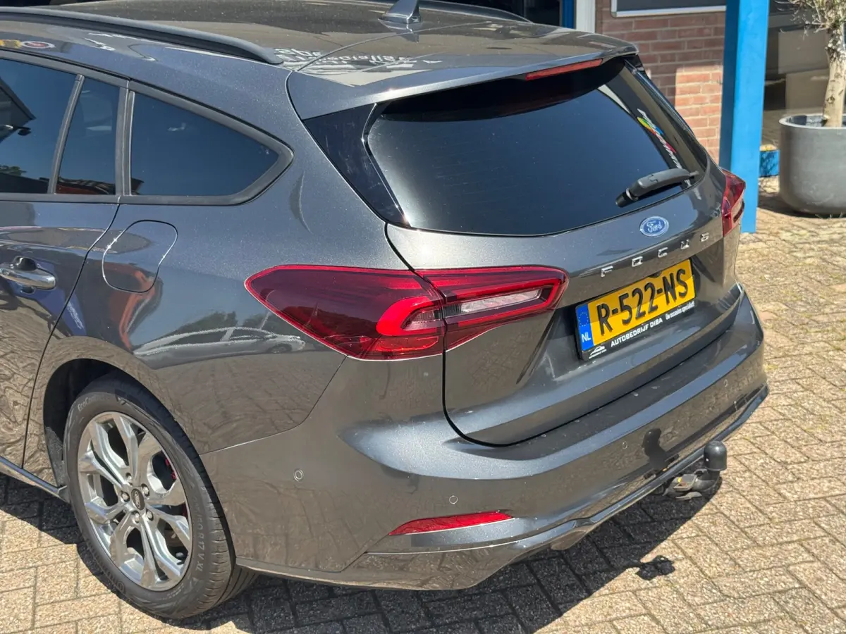 1.0 EcoBoost Hybrid ST Line 2022 NAVI BTW!