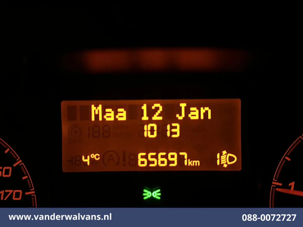 2.2 BlueHDi 165pk Bakwagen 434cm Lang Laadklep Euro6 Airco | Camera | Cruisecontrol Bijrijdersbank, 910kg laadvermogen