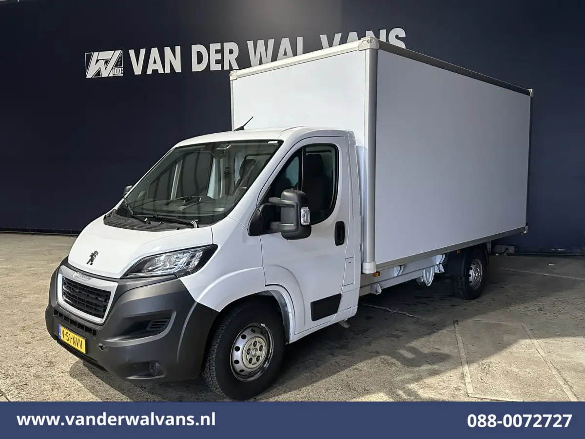 2.2 BlueHDi 165pk Bakwagen 434cm Lang Laadklep Euro6 Airco | Camera | Cruisecontrol Bijrijdersbank, 910kg laadvermogen