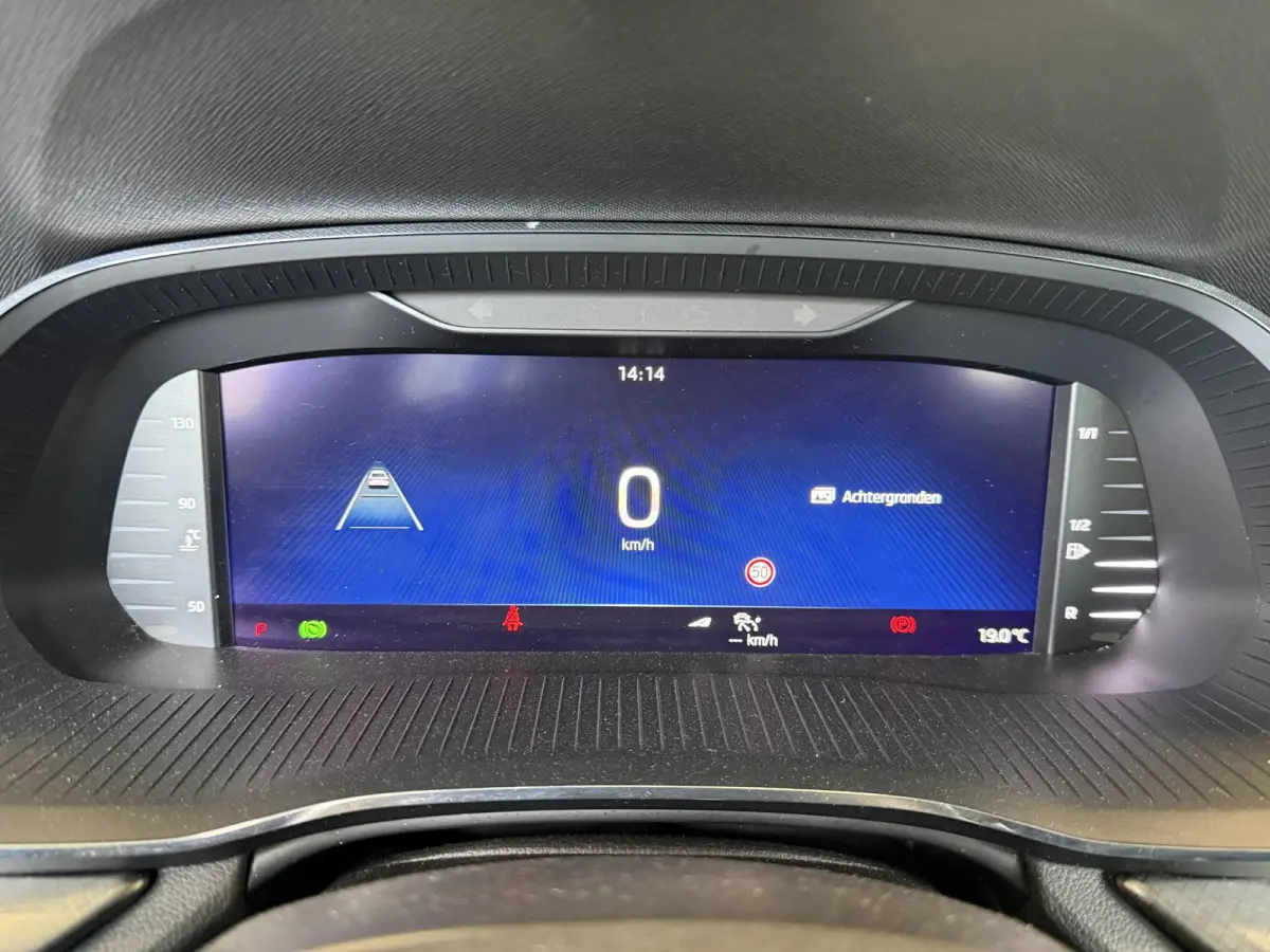 1.0 e-TSI Business Edition Navigatie Apple Carplay/Android Auto Parkeersensoren Adaptive Cruise Control Virtual Cockpit Full Led Climate Control Lichtmetalen velgen