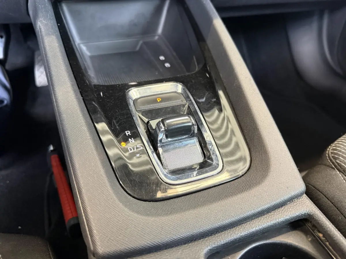 1.0 e-TSI Business Edition Navigatie Apple Carplay/Android Auto Parkeersensoren Adaptive Cruise Control Virtual Cockpit Full Led Climate Control Lichtmetalen velgen