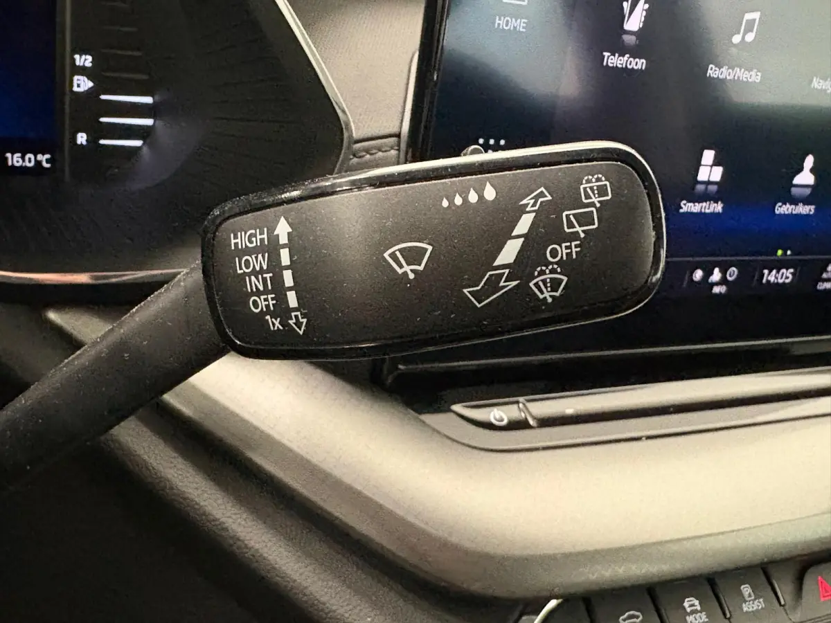 1.0 e-TSI Business Edition Navigatie Apple Carplay/Android Auto Parkeersensoren Adaptive Cruise Control Virtual Cockpit Full Led Climate Control Lichtmetalen velgen