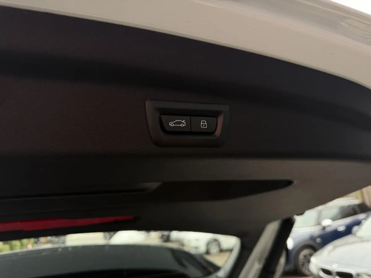 218i M-Sport Massage|HarmanKardon|Comfort
