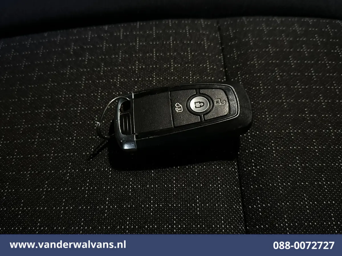 2.0 TDCI 136pk L1H1 Euro6 Airco | Camera | LED | Apple Carplay | Cruisecontrol Android Auto, Verwarmde voorruit, Parkeersensoren, Bijrijdersbank, 2740kg trekvermogen