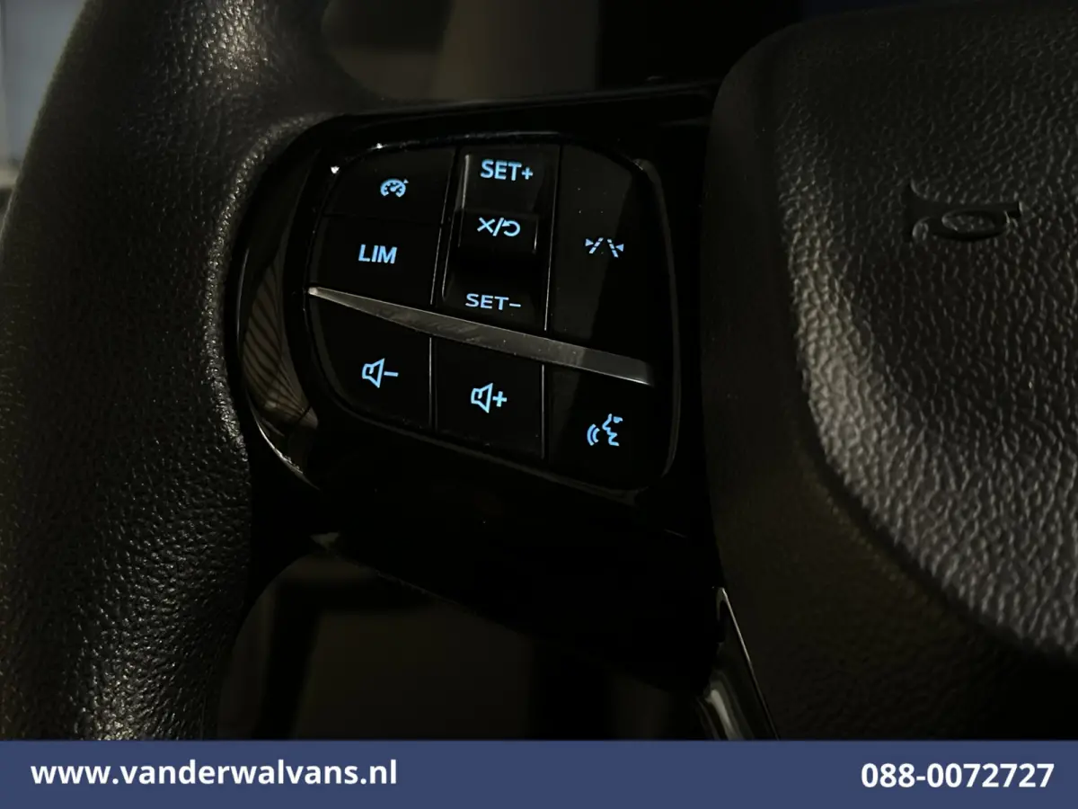 2.0 TDCI 136pk L1H1 Euro6 Airco | Camera | LED | Apple Carplay | Cruisecontrol Android Auto, Verwarmde voorruit, Parkeersensoren, Bijrijdersbank, 2740kg trekvermogen