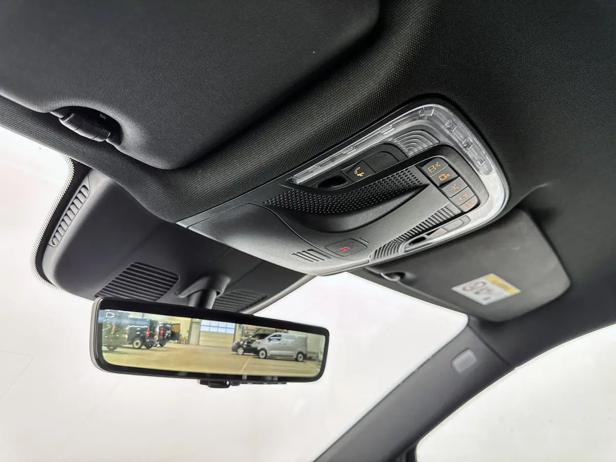 250d Lang DC Avantgarde AMG Elektrische schuifdeuren Dubbele Cabine Night pakket Leder