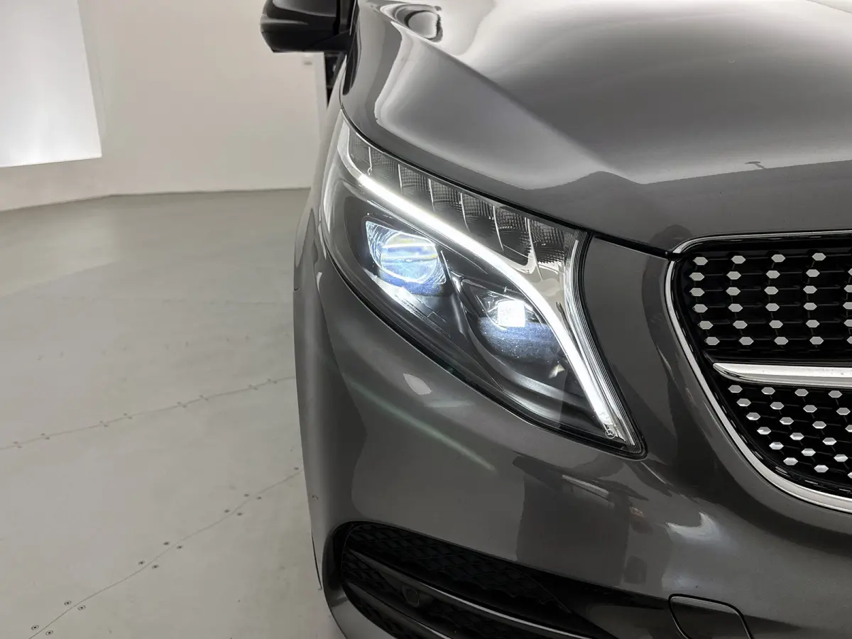 250d Lang DC Avantgarde AMG Elektrische schuifdeuren Dubbele Cabine Night pakket Leder