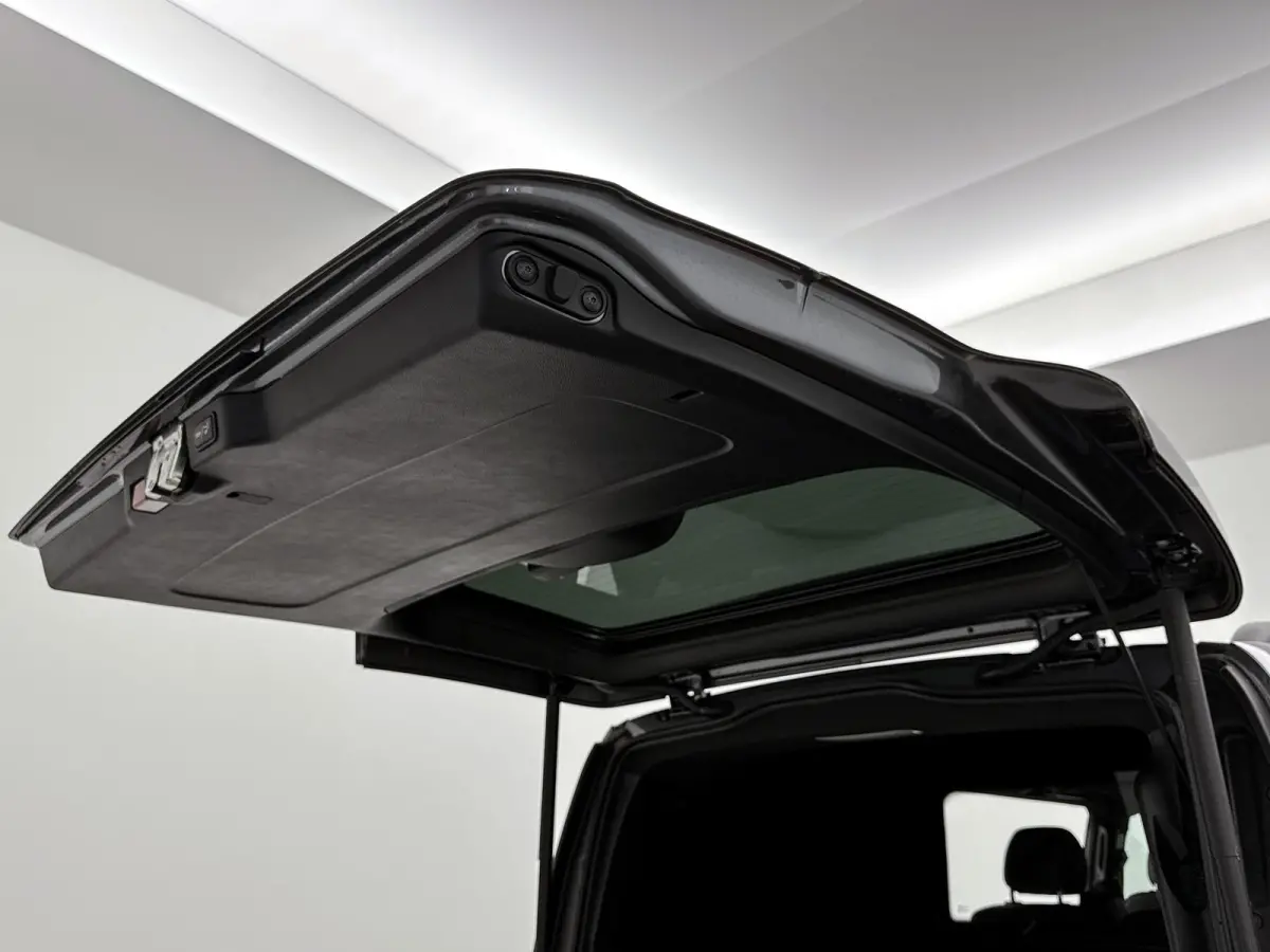 250d Lang DC Avantgarde AMG Elektrische schuifdeuren Dubbele Cabine Night pakket Leder