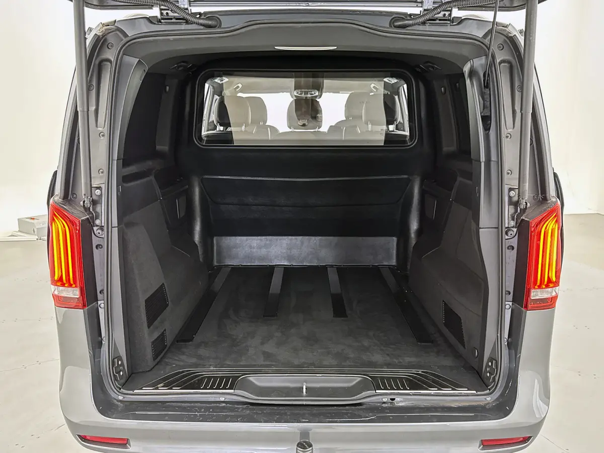 250d Lang DC Avantgarde AMG Elektrische schuifdeuren Dubbele Cabine Night pakket Leder