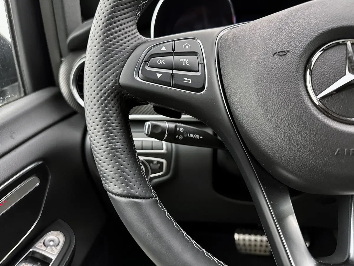 250d Lang DC Avantgarde AMG Elektrische schuifdeuren Dubbele Cabine Night pakket Leder