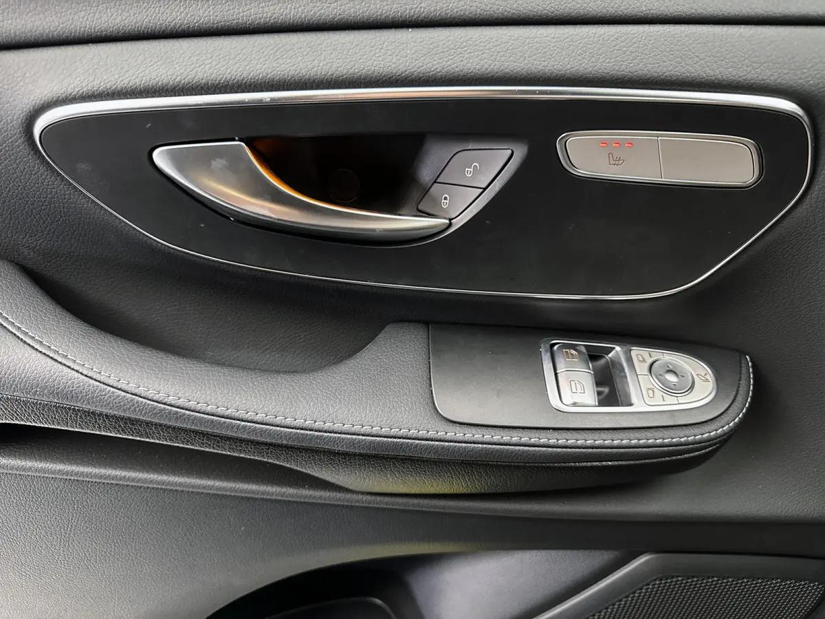 250d Lang DC Avantgarde AMG Elektrische schuifdeuren Dubbele Cabine Night pakket Leder