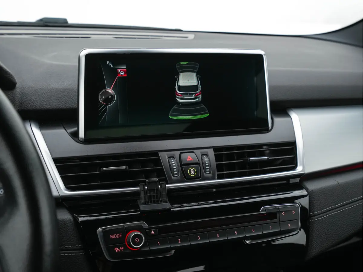 216d Sportline Corporate Lease High Executive Aut. *LEATHER | FULL-LED | HEATED-SPORTSEATS | NAVI-FULLMAP | ECC | HEAD-UP | PDC | CRUISE | 18''ALU*