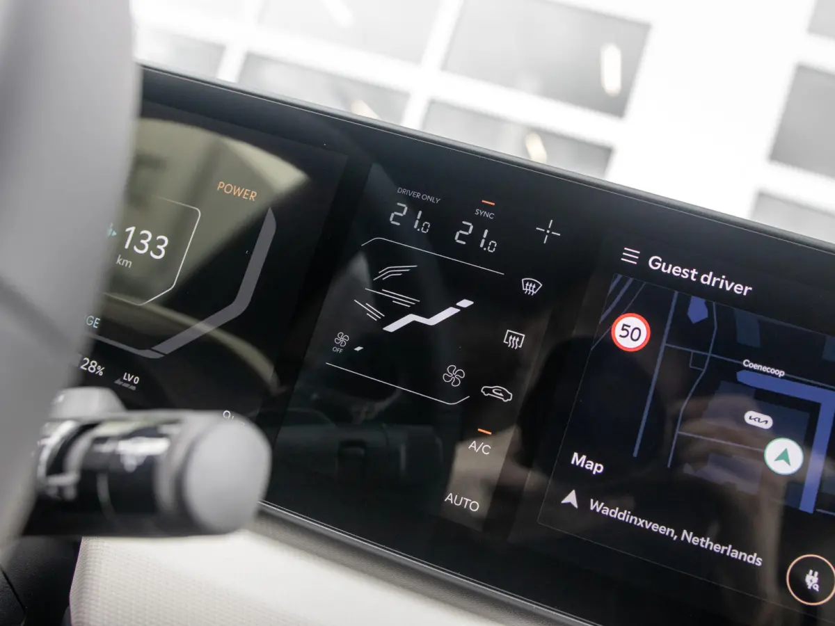 GT-Line Business Edition 81.4 kWh | Direct leverbaar | Gustige fiscale waarde | Navi. | Clima. | Adapt. Cruise. | Stoel&Stuur Verwarming | Dodehoekassistentie | GT-Line Vegan Lederen Stoelbe
