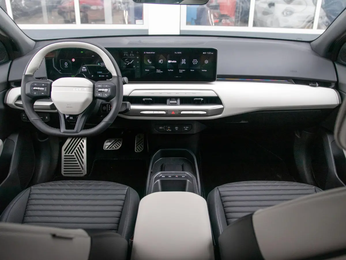 GT-Line Business Edition 81.4 kWh | Direct leverbaar | Gustige fiscale waarde | Navi. | Clima. | Adapt. Cruise. | Stoel&Stuur Verwarming | Dodehoekassistentie | GT-Line Vegan Lederen Stoelbe