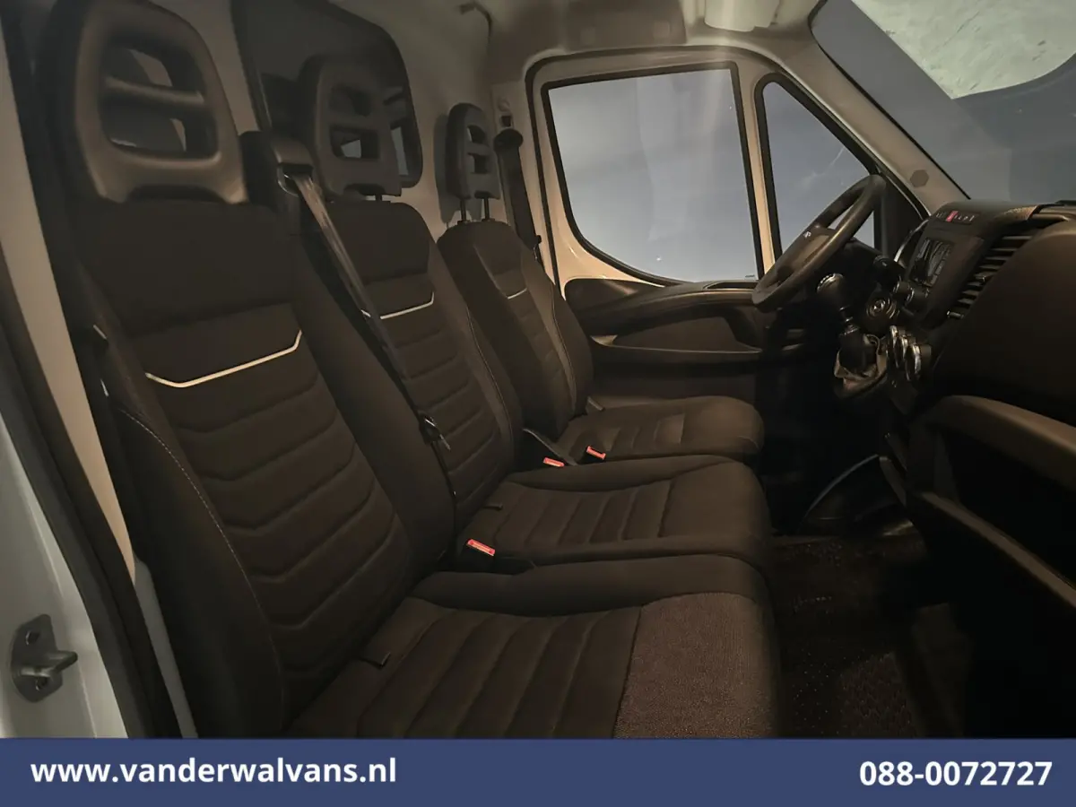 35S16 157pk L3H2 Euro6 Airco | 3500kg trekvermogen | Parkeersensoren Bijrijdersbank