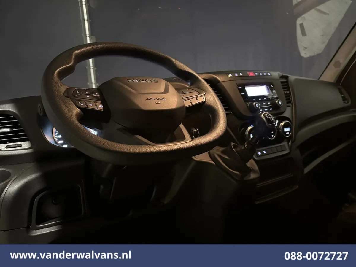 35S16 157pk L3H2 Euro6 Airco | 3500kg trekvermogen | Parkeersensoren Bijrijdersbank